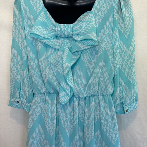 F-130 Takara Teal & White 1/2 Sleeve Hi Lo Lined MIDI Dress Size M - Picture 9 of 15
